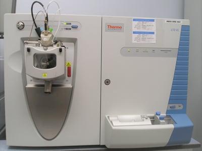 Moravek mass spectrometer